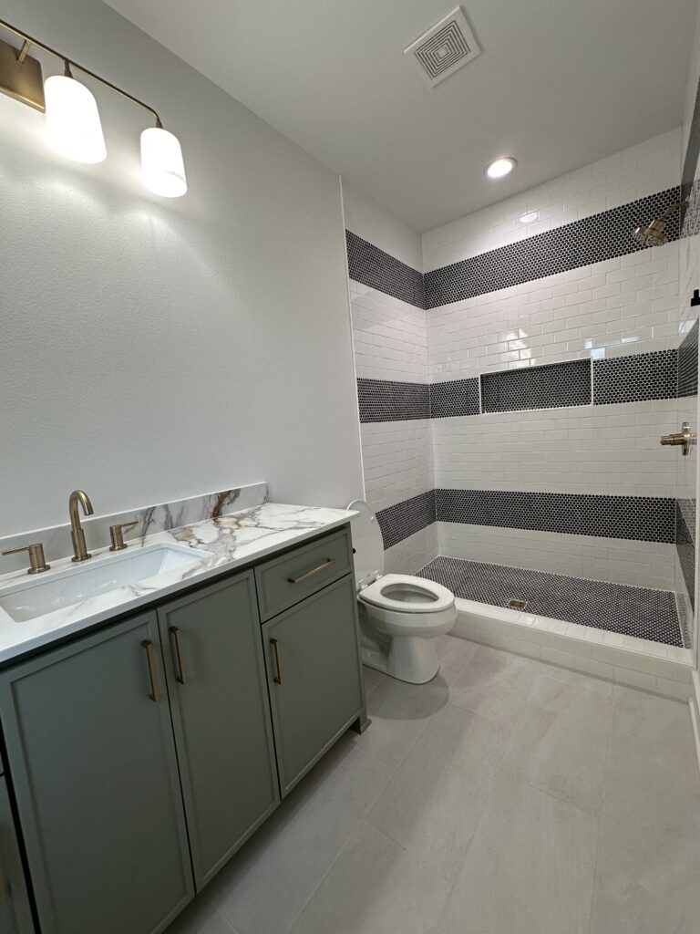 Stripe Tile Shower Design